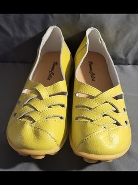 Women's Yellow Casual Slip-On Flats